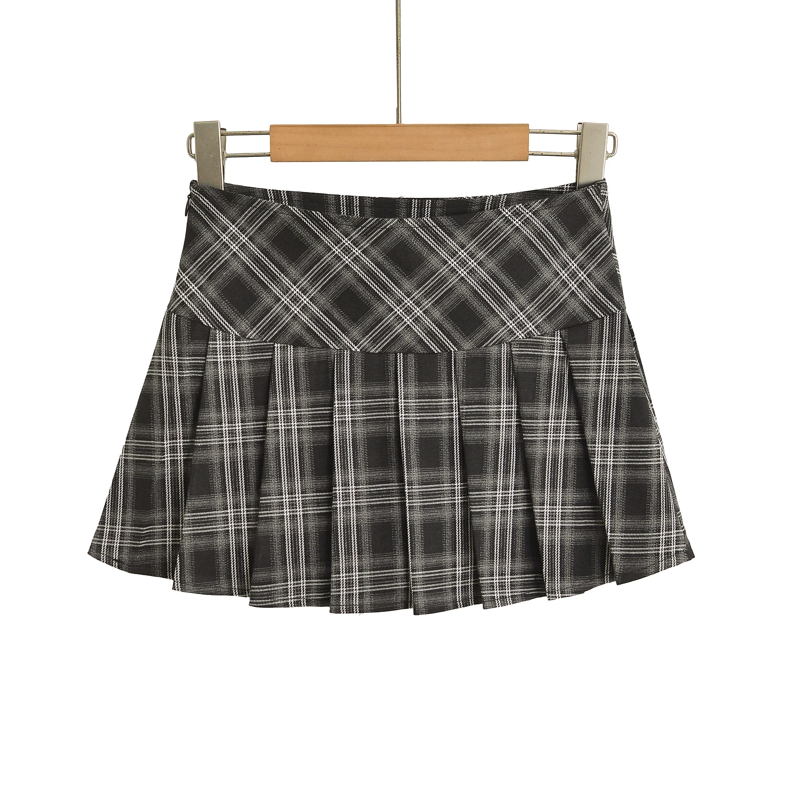 Клетчатая мини-юбка для женщин