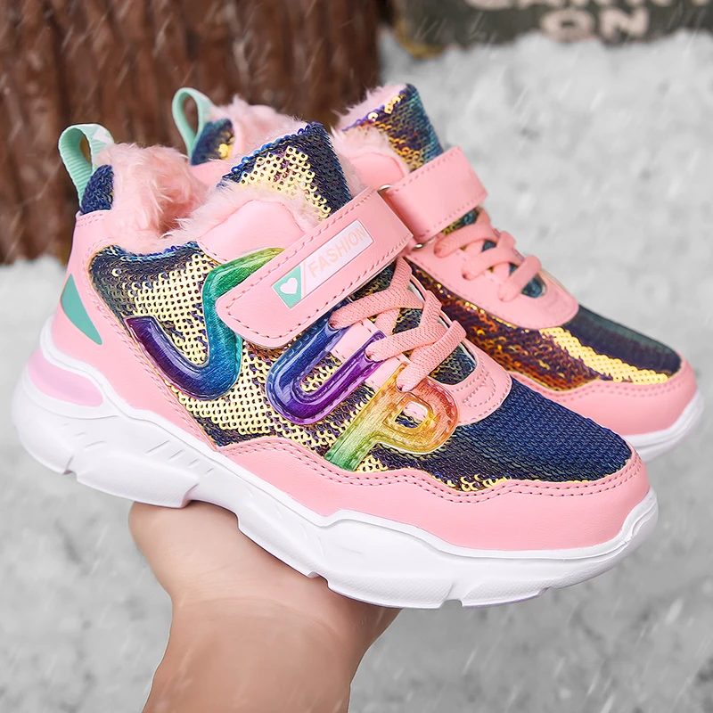 Рисунок 2 - Новая зимняя теплая детская обувь