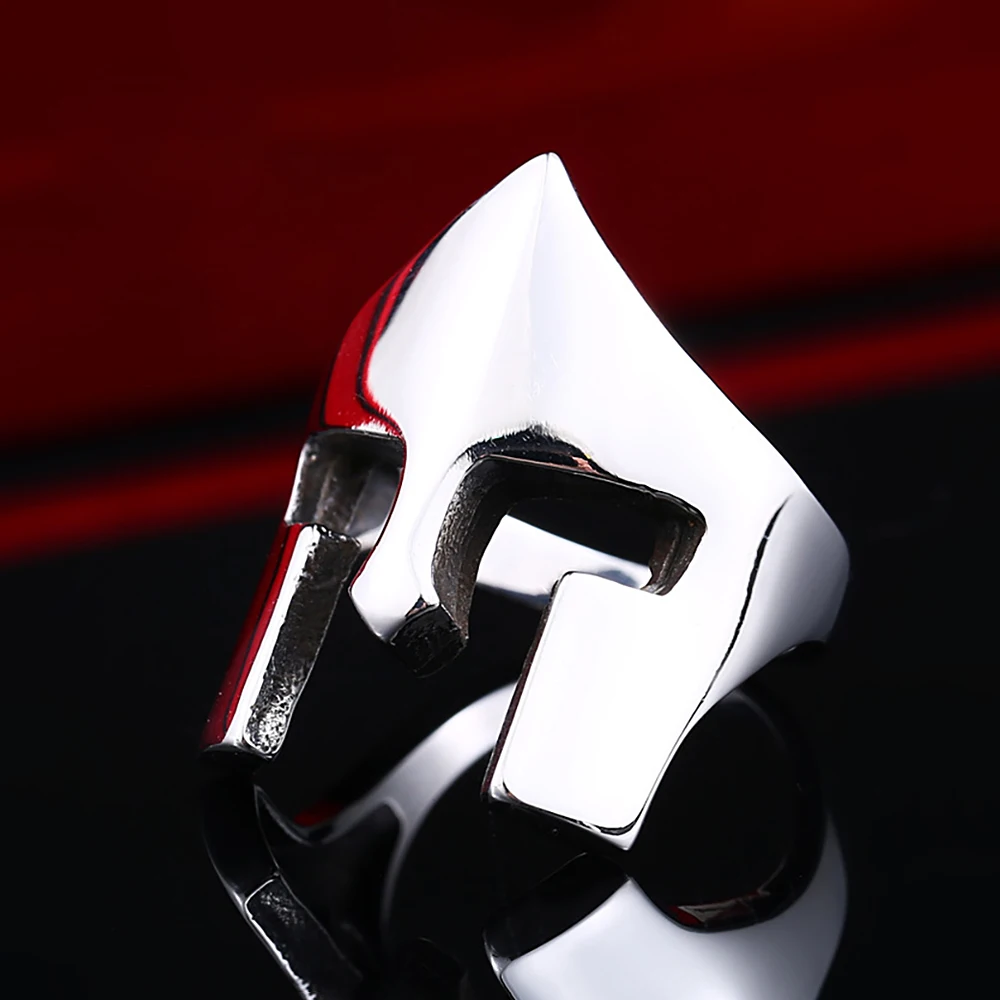 

High Polish Spartan Warrior Mask Ring For Men Fashion Simple Stainless Steel Mask Rings Biker Amulet Creative Gifts Wholesale