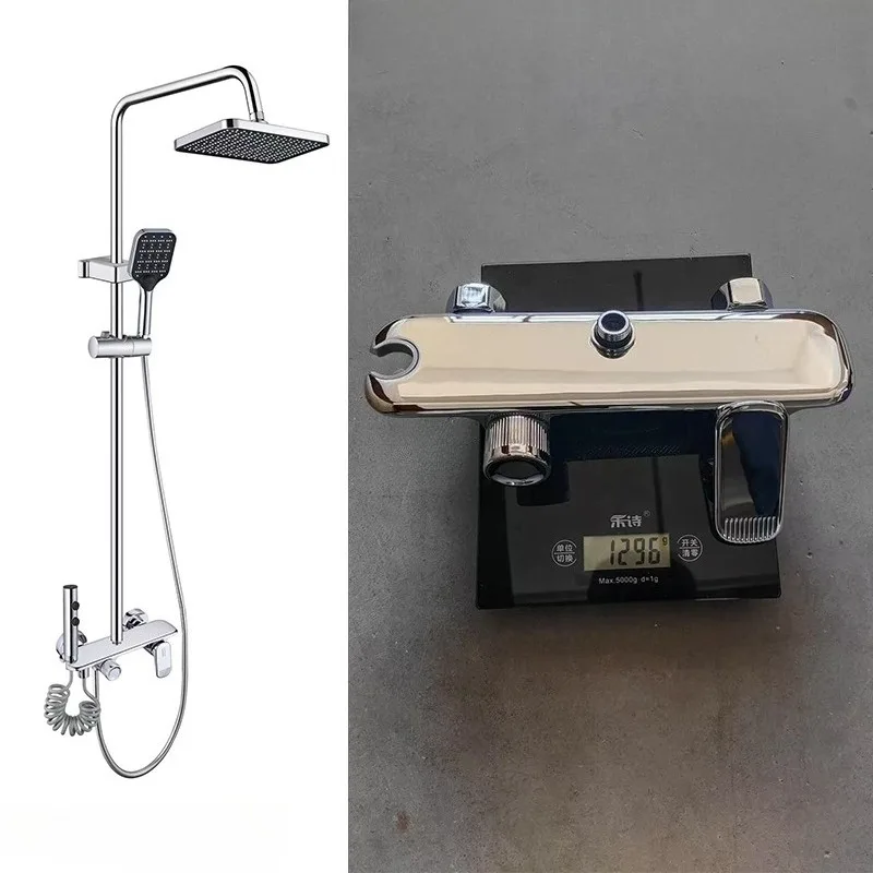 

Настенная душевая система из латуни