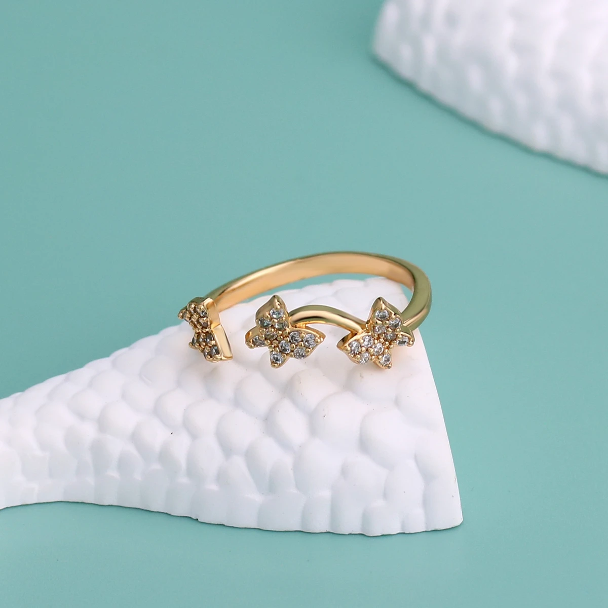 

High Quality Fashion Simple Design Open Women Rings Gold-Plated Luxury Charm Jewelry Popular Sparkling Chic Exquisite Minimalist