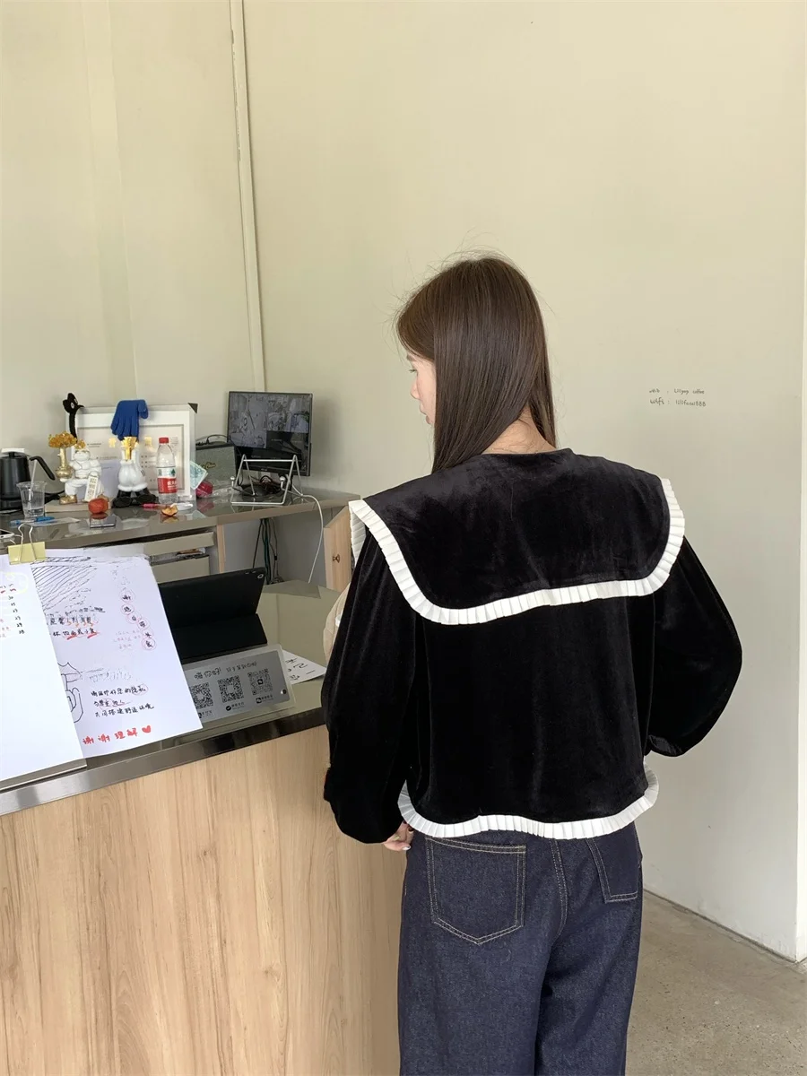 Черно-белые контрастные цвета темно-синие бархатные рубашки с лацканами женские