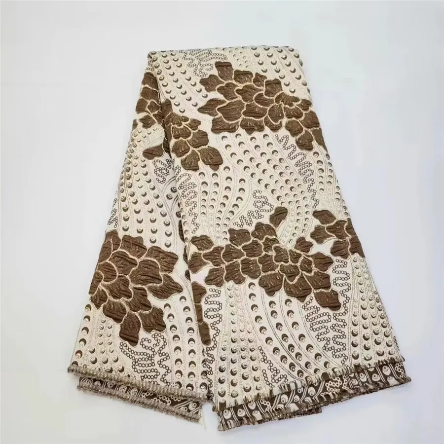 Кофейная ткань, жаккардовая Дамасская ткань, нигерийская позолоченная кружевная ткань с цветочным рисунком, Ткань 5 ярдов, африканская ткань WB27 Кофейная ткань, жаккардовая Дамасская ткань, нигерийская позолоченная кружевная ткань с цветочным рисунком, Ткань 5 ярдов, африканская ткань WB27