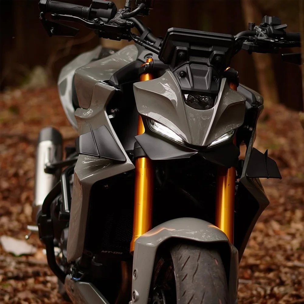 Фото YAMAHA MT-09 / SP (2024-2025-2026 Gen 4) – Аэродинамическое крыло GP и передний нижний спойлер – Улучшает аэродинамическое удержание на дороге и стабильность №5