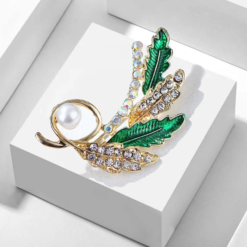 

TULX Fashion Elegant Women Rhinestone Wheat Pearl Brooches Green Enamel Leaf Jewelry Lady Wedding Party Accessories Brooch Pin