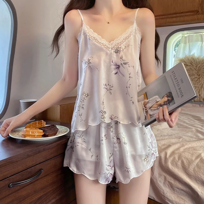 

New Fashion Sexy Floral Pajama Set Women's 2 Pieces Sleepwear Suit Pyjamas Silk Satin Cami Top and Shorts Pajamas for Women