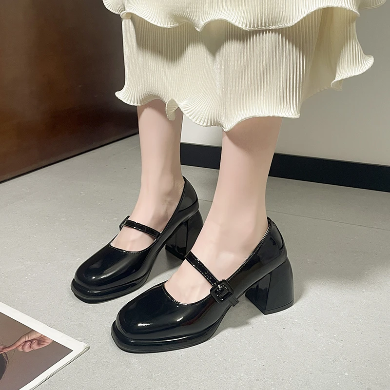 Женские босоножки на высоком каблуке Классические сандалии с квадратным носком