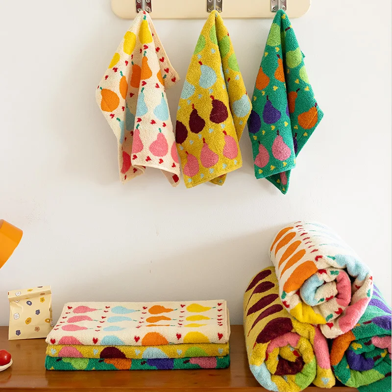 Мягкое хлопковое полотенце для лица с рисунком в виде груш-граффити детское