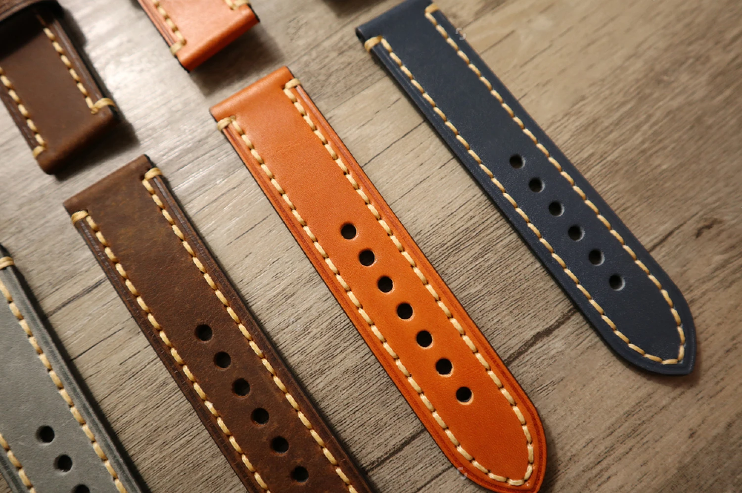 leather watch band strap compatible with all model T-u-d-o-r pelagos 22mm blue rubber strap tprs-blue/titanium bracelet 95820T enlarge