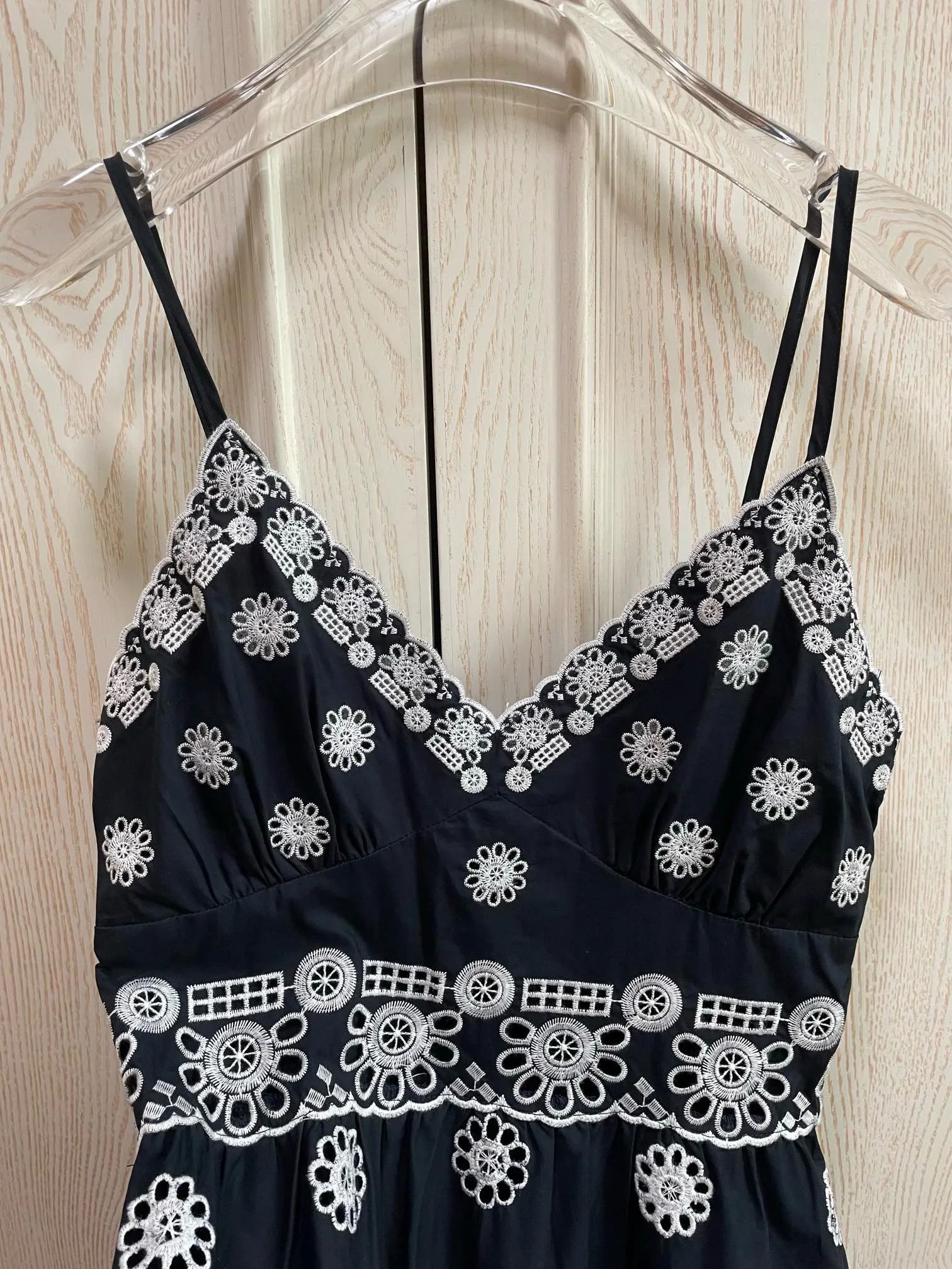 EVACANDIS женская новая высококачественная туника на тонких бретельках с вышивкой и