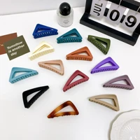 fashion frosted solid color 8 5cm triangle plastic hair claws temperament matte acrylic geometric hair claw for women girls