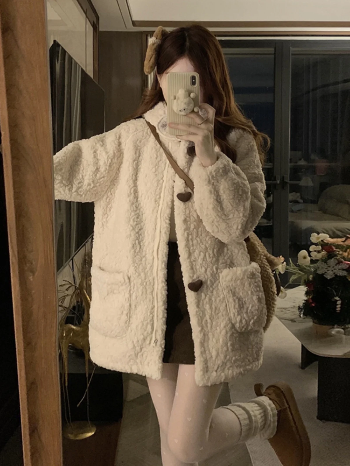 Sweet Preppy Love Button Hood Медвежьи уши Верхняя одежда из овечьей шерсти Женская зимняя