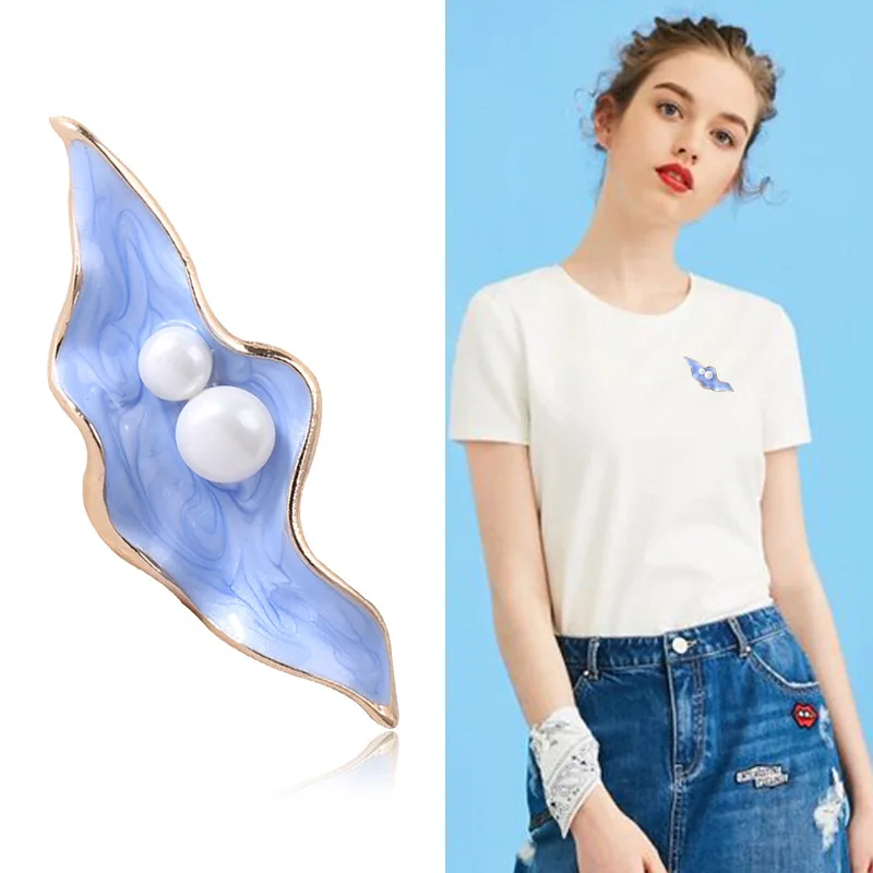 

Stylish Enamel Dripping Glaze Pearl Leaf Brooch Simple Irregular Geometric Corsage Women Clothing Accessories Lapel Pins