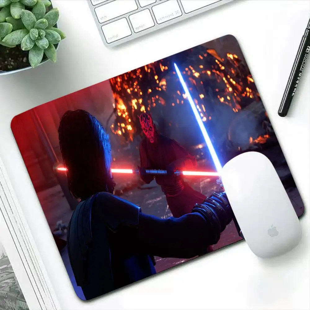 

Маленький коврик для мыши Anakin Skywalker Звездные войны 18x22, игровые аксессуары, ПК, ноутбук, геймерский коврик для мыши, противоскользящий Настол...