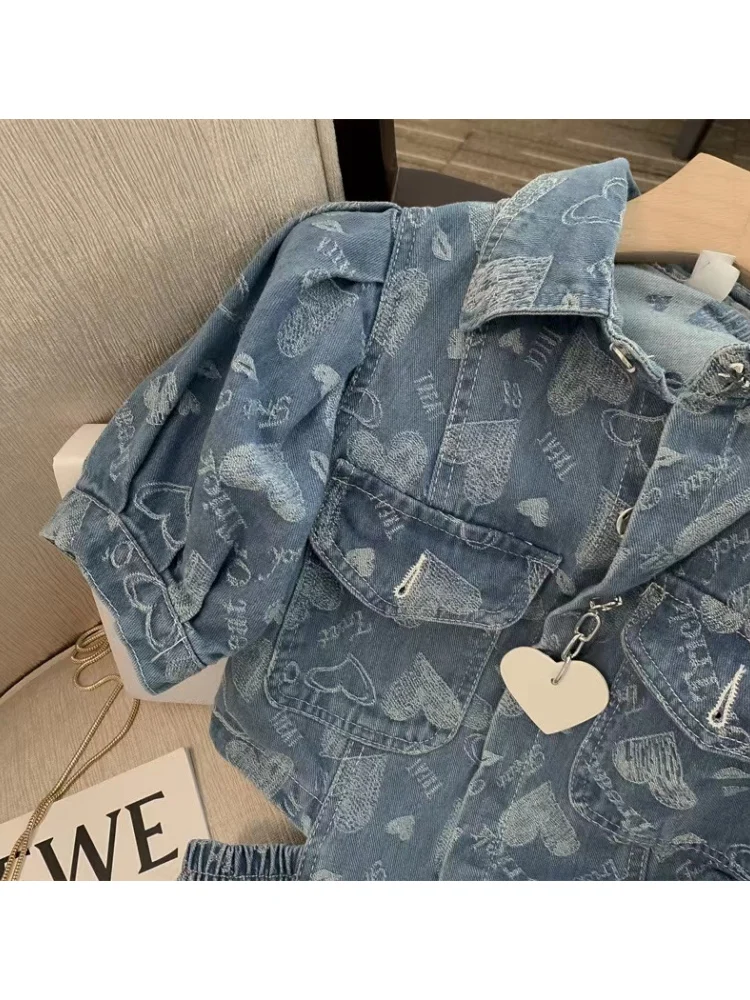 Женское джинсовое платье с коротким рукавом голубое из денима пузырьками