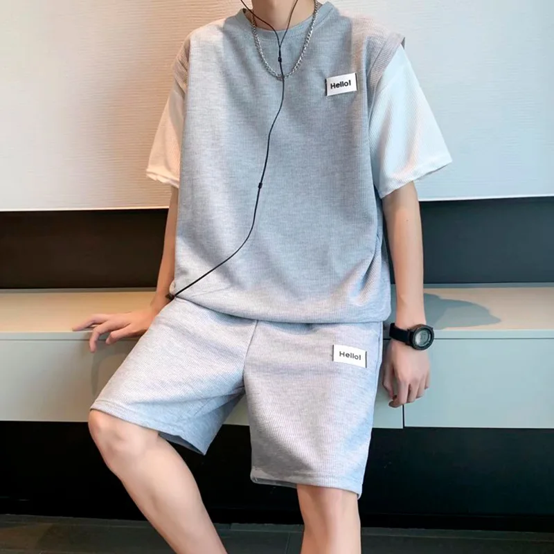 

Two-Piece Suit for Men New Exercise Outfit Men's Summer Trendy Handsome round Neck Fake Two Pieces Short SleeveTT-shirt Shorts