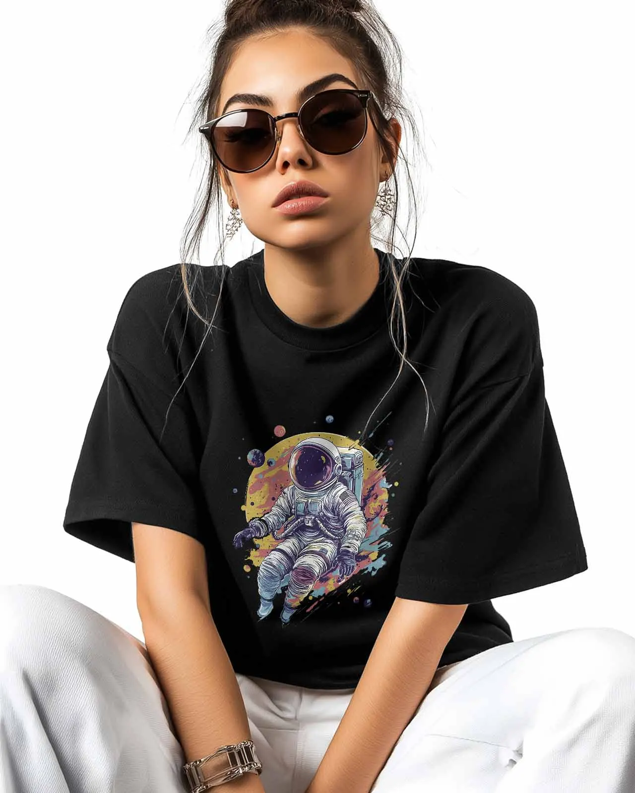 Футболка с изображением астронавта в мультяшном стиле подарок для влюбленных