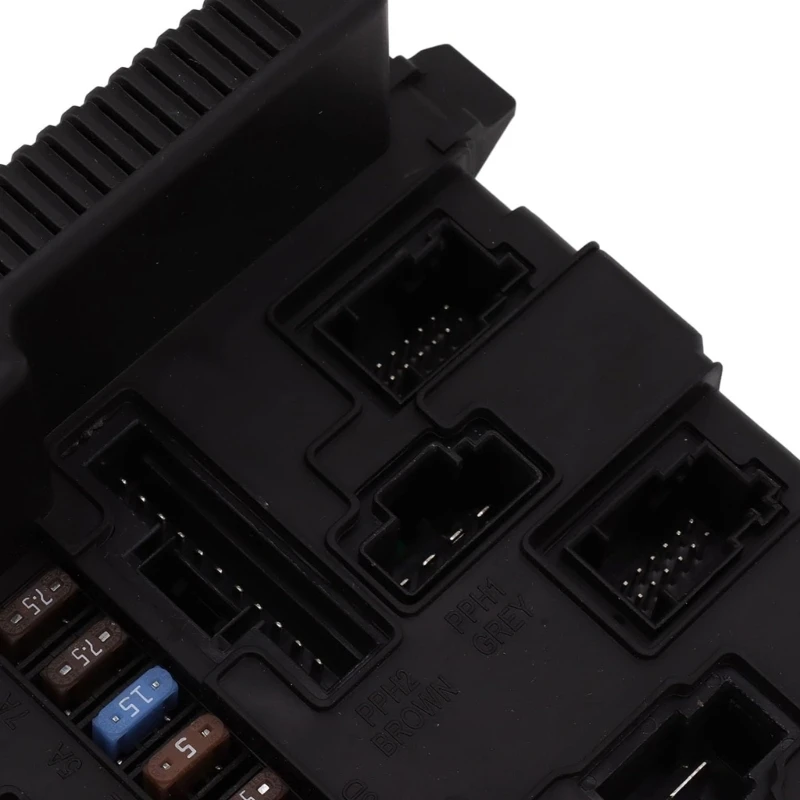 Обеспечьте надежную электрическую работу блока предохранителей двигателя для