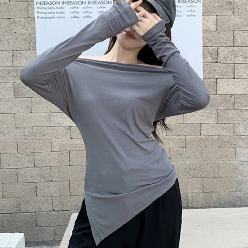 

Женская футболка с длинным рукавом и воротником-стойкой