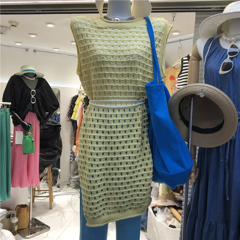 

WDMSNA Knitted Vest Hollow Out Sleeveless Robe Femme 2022 Summer New Korean Style Woman Dress Round Neck Pullover Vestidos