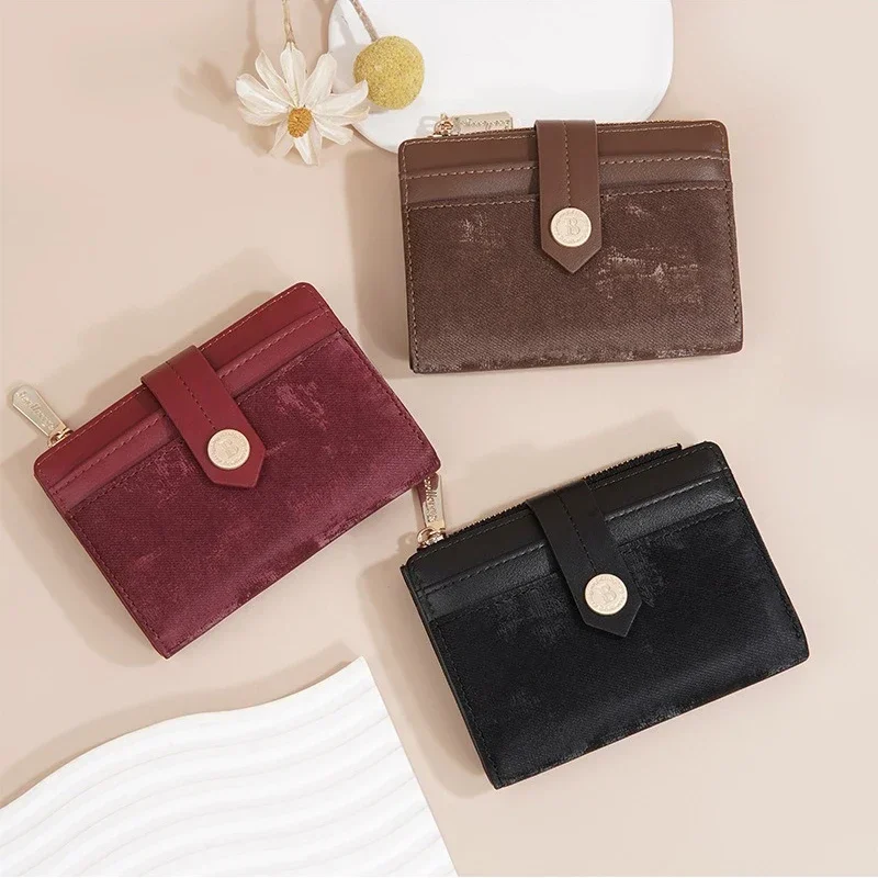 Женский кожаный кошелек на молнии с отделением для карт