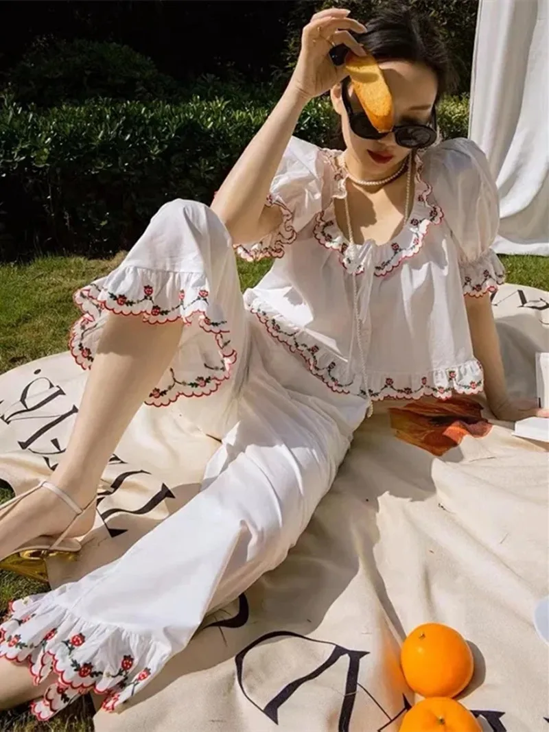 

Ethnic Style Women Flower Embroidery Set Ruffles Lace-up Short Sleeve Shirt or Elastic Waist Straight Long Trousers