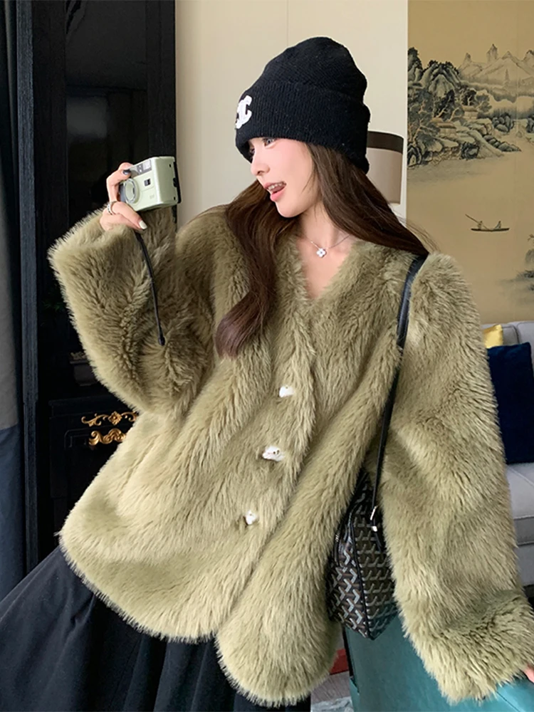 Женский трикотажный топ с V-образным вырезом