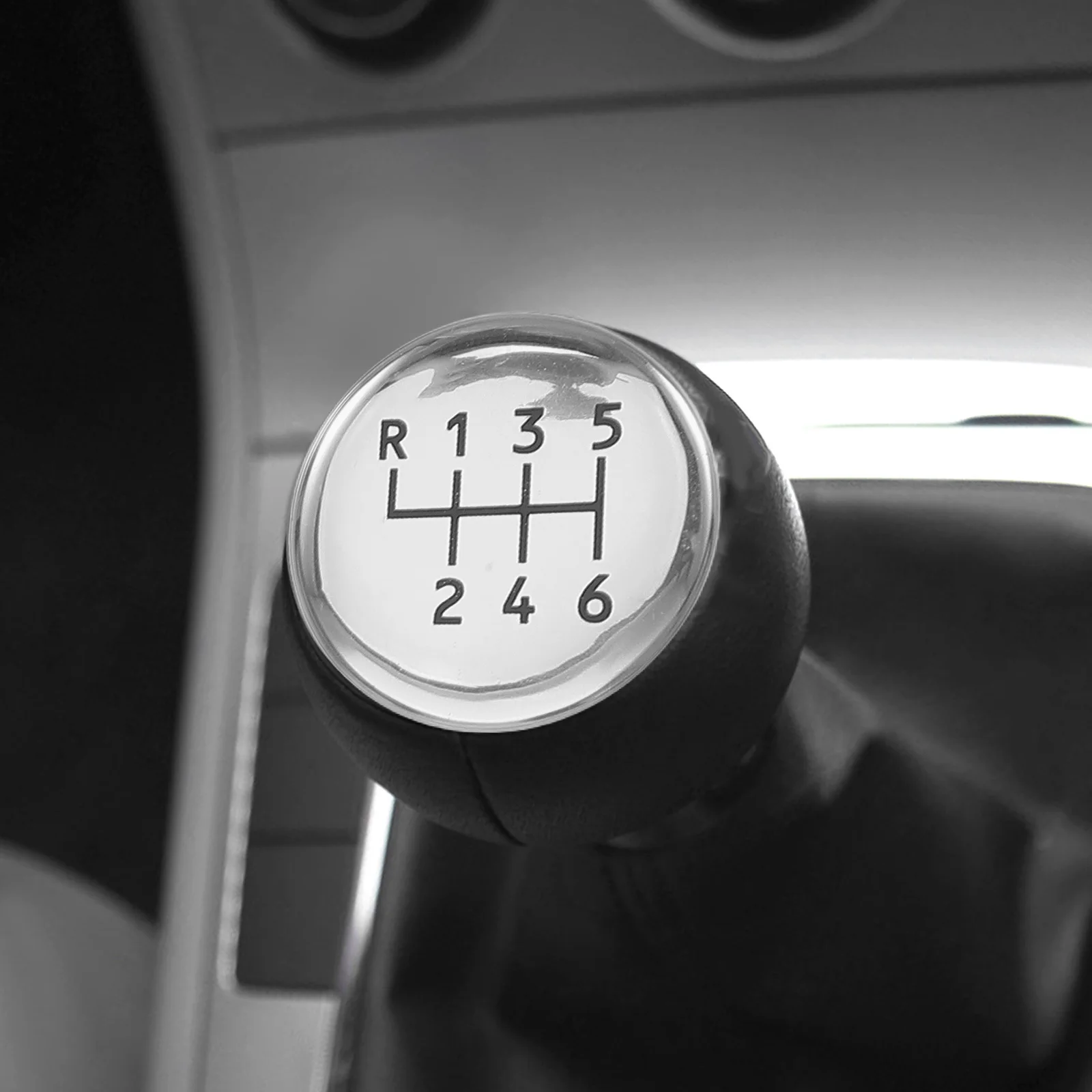 Фото Наклейка на ручную коробку передач для ручки переключения передач автомобиля, универсальная круглая наклейка, прочная, простая установка, уникальный дизайн, индикатор безопасности №3