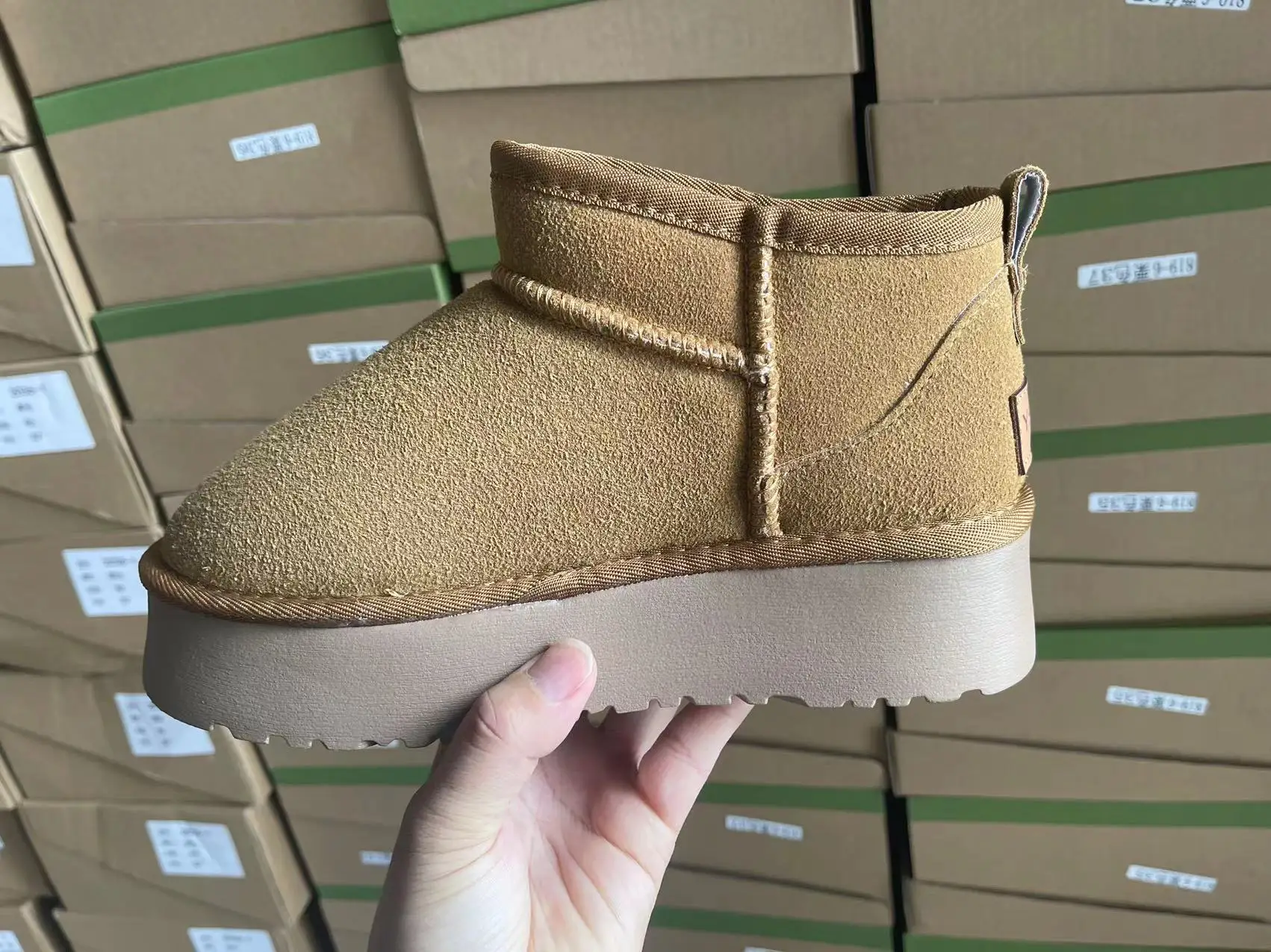 2023 New Style Short  Classic Mini Short Ankle Boot for Women Fur Lined Boots Snow Warm Slip on Anti-Slip Boot for Outdoor