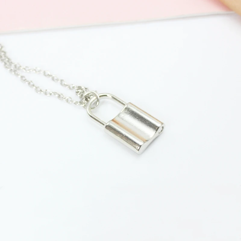 Цепочка-чокер с подвеской в стиле панк |