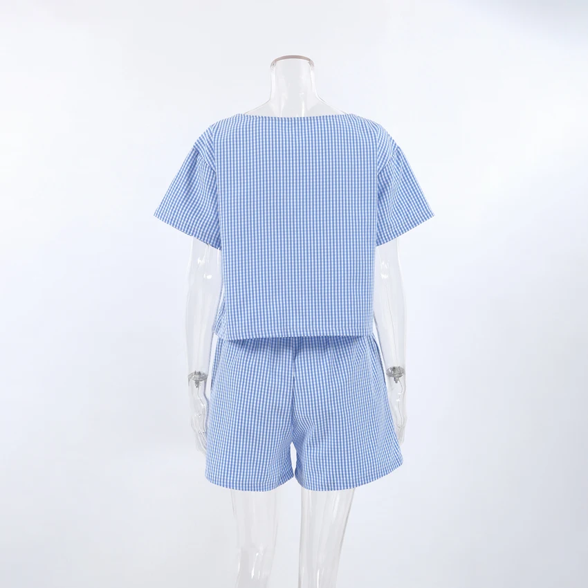 Женский клетчатый комплект из 2 предметов двух с коротким рукавом и круглым