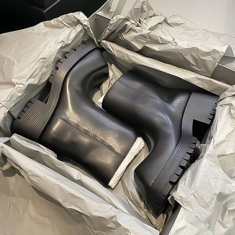 Unisex Big Square Toe Gear Soles Leather Ankle Boots Woman Winter 2022 Black Slip On Boot Female Fashion Shoes for Women