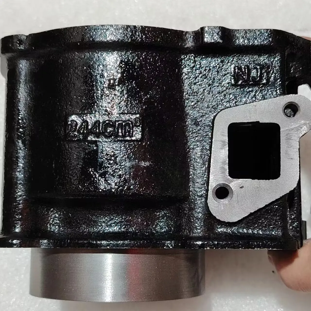 Комплект мотоциклетных цилиндров с поршневым штифтом и прокладками отверстие 72