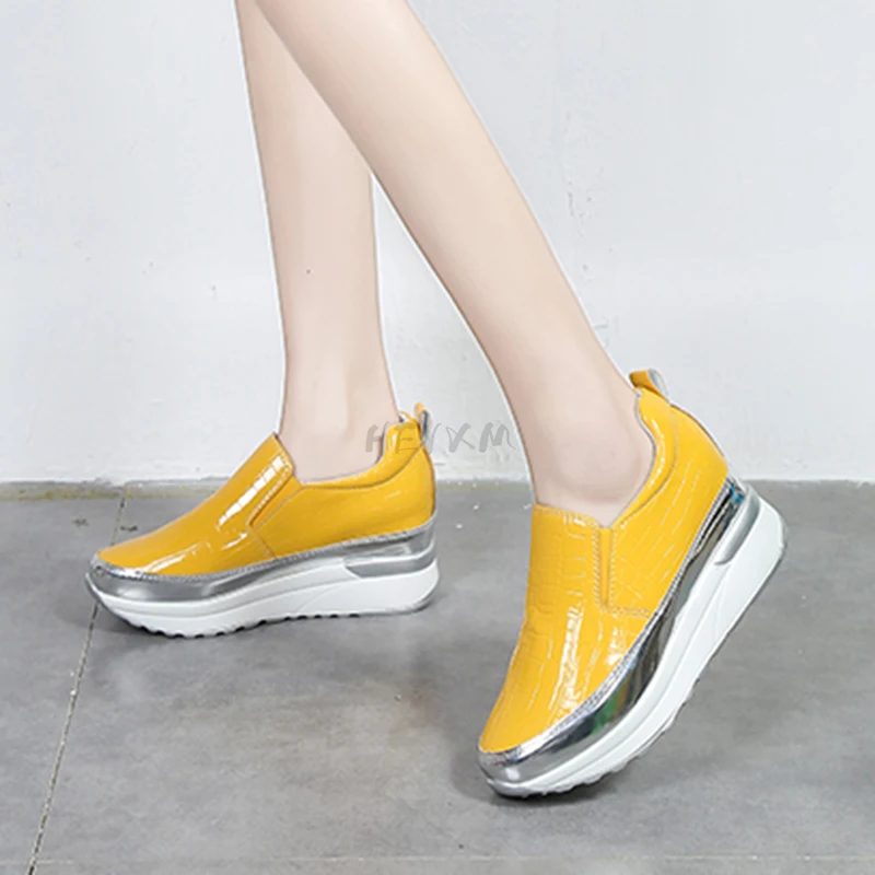 

2022 Autumn Hidden Heels Sneakers for Women Slip-on Platform Vulcanize Shoes Woman Plus Size Pu Leather Non-slip Loafers Shoes
