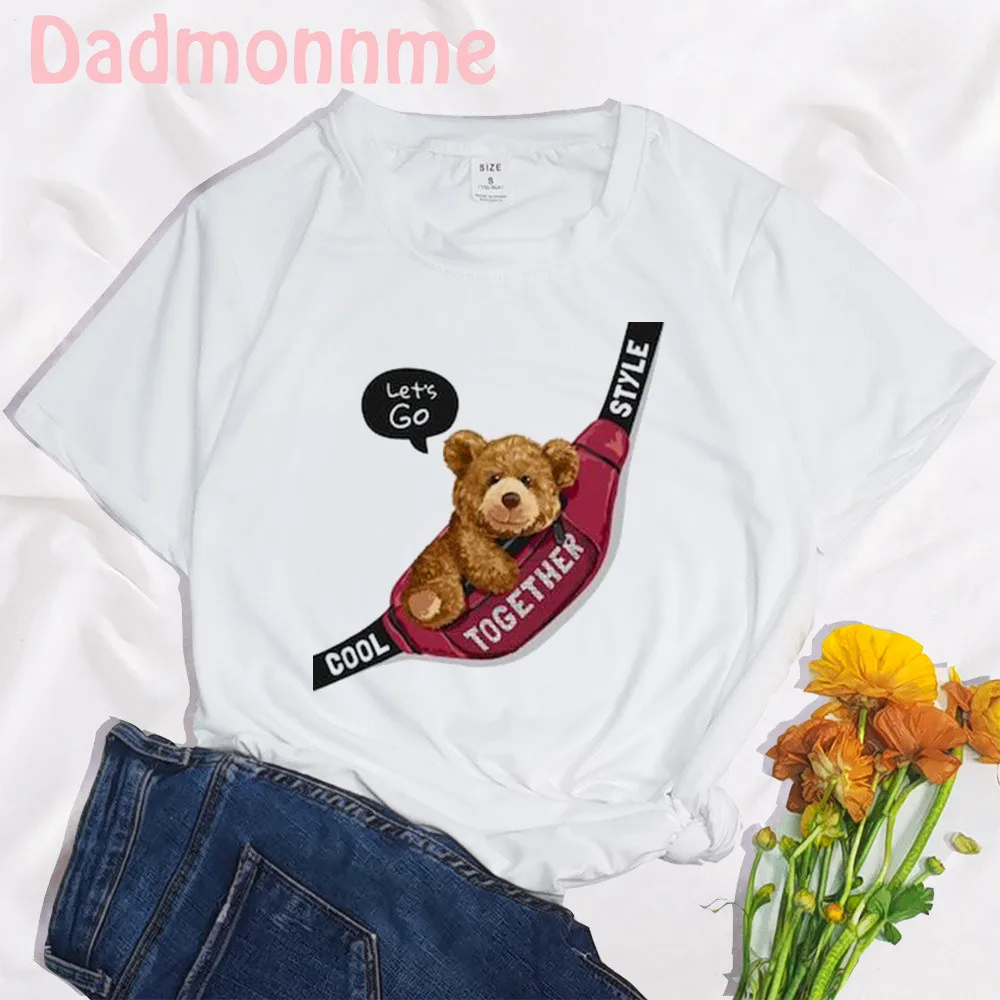 

Cute baby cat in pocket Pets Funny Print Clothing Women T Shirt Aesthetics Graphic White Short Sleeve Polyester Women's T Shirt