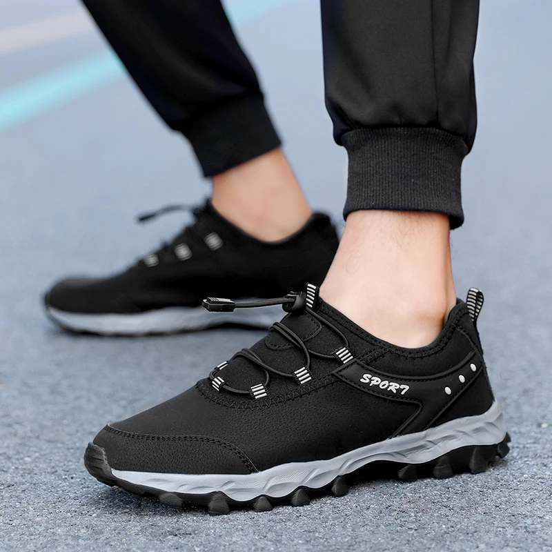 Mens Casual Sneakers Slip on Male Sports Shoes Outdoor Antiskidding Comfortable Men Walking Shoes