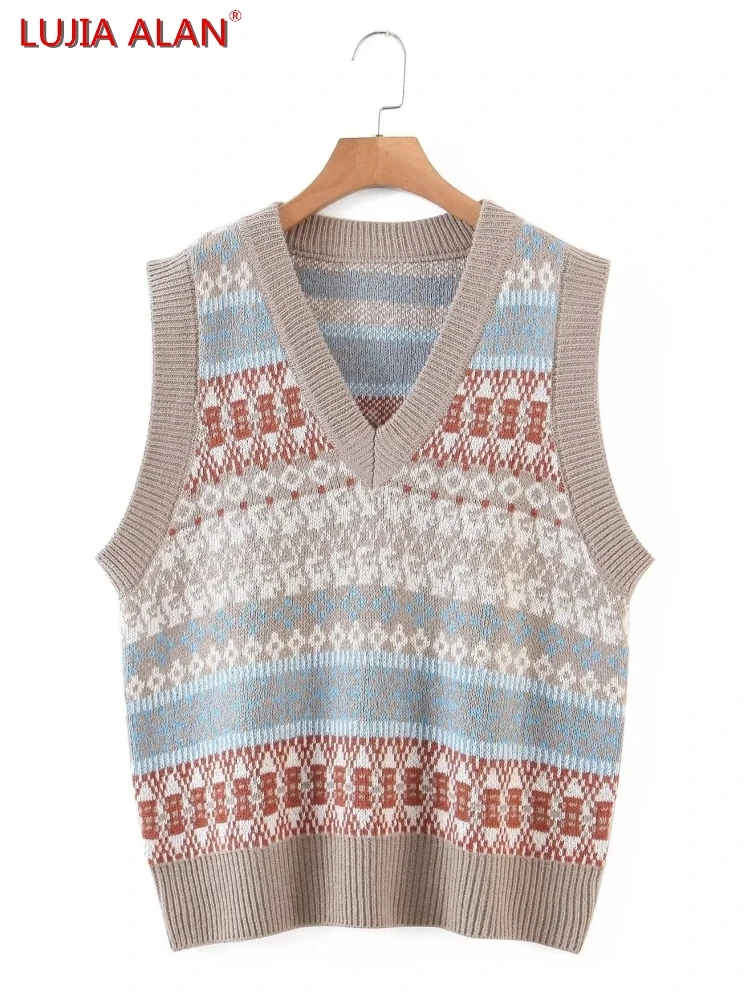 

Женский вязаный крючком жилет без рукавов с V-образным вырезом