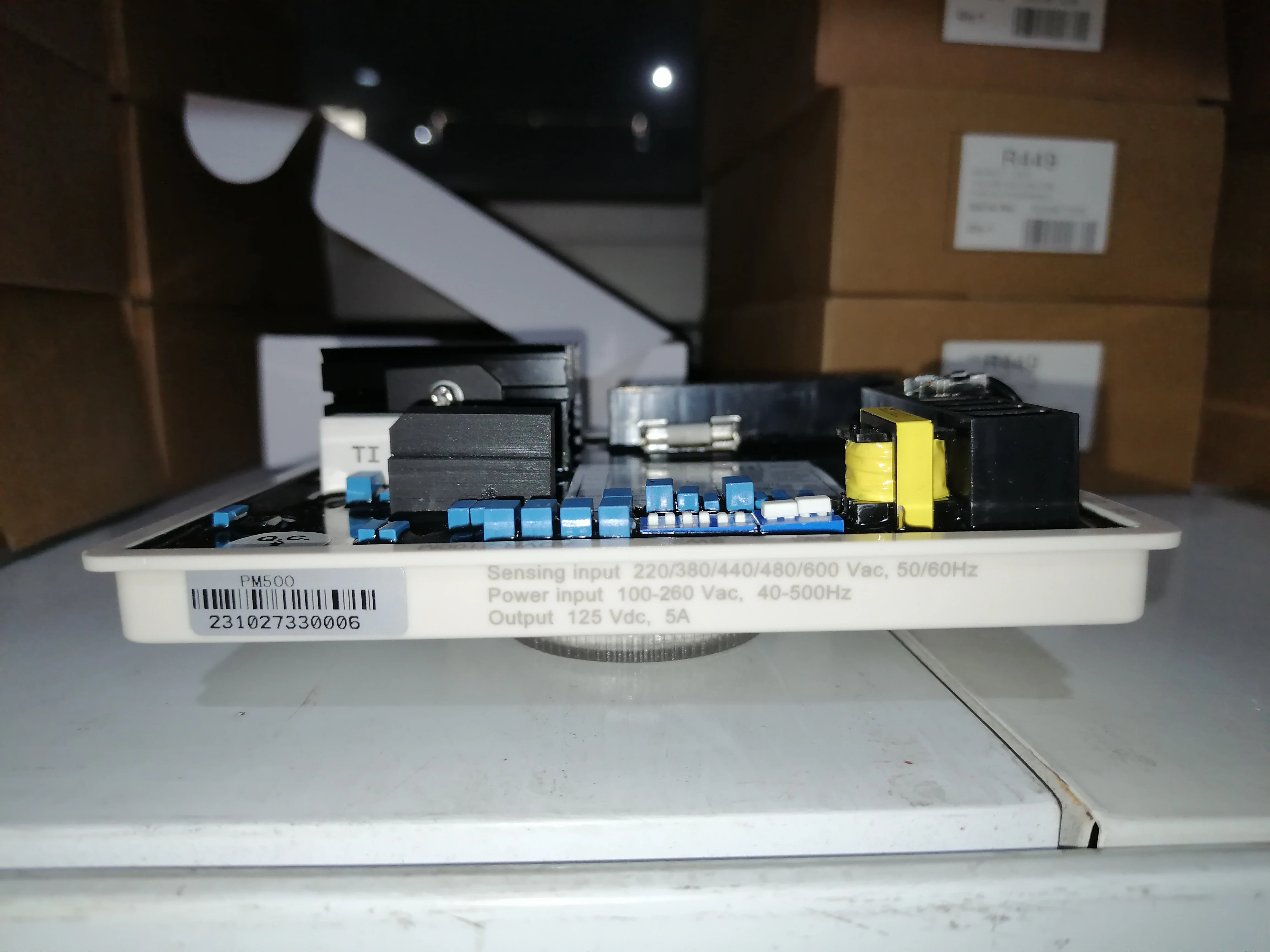 AVR PM500 ADVR-2100M Замена марафона Автоматический регулятор напряжения Мощность