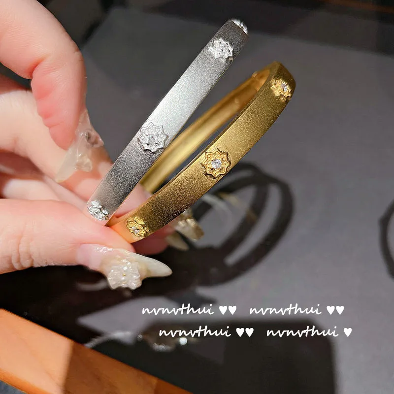 

Brilliant Snowflake Gemstone Bracelet for women Sparkling Matte Star vintage cuff Bracelet