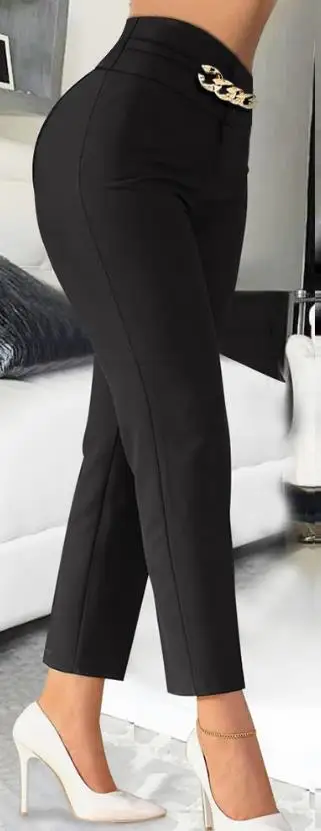 Рисунок 3 - Женские укороченные брюки