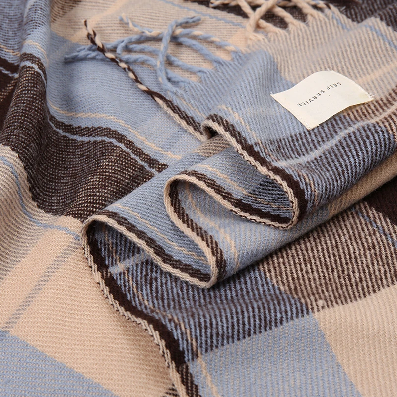 Рисунок 5 - Зимний женский шарф