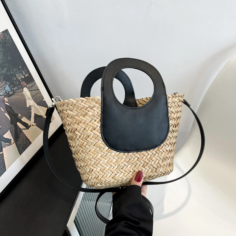 

2022 beach basket summer Weaving Ladies straw bag fashion beach Totes bags rattan shoulder bags woven bag hand-made handbags