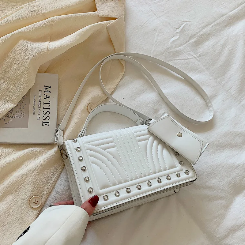 

Retro Luxury Fashion Shoulder Bag Female Designer Vintage Embossing Tote Bag for Women Handbags Crossbody Women's Bag 2022 Trend