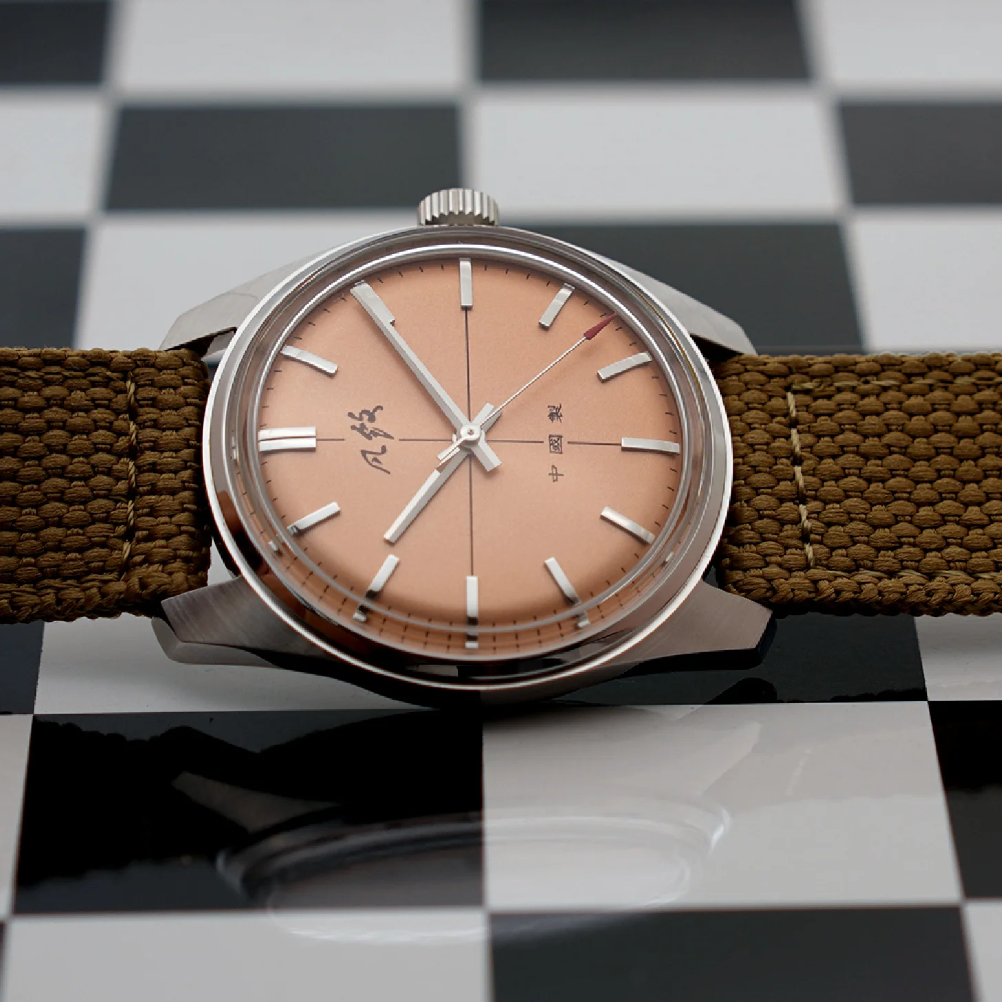 

Merkur Watch Salmon Dial Watch Vintage Casual Dress Watches Handwind Mechanical Watch for Men Relogio Masculino