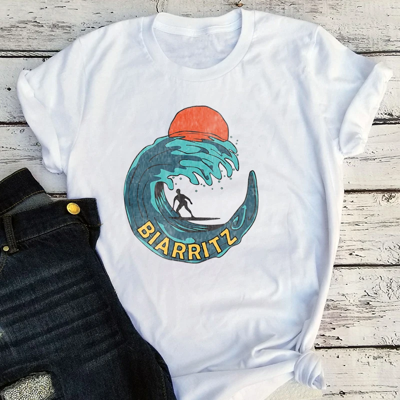 

Surfing Vintage T-shirts for Women Surfing Beach Tshirt Casual Tops Summer Aesthetic Clothes Print T-shirts