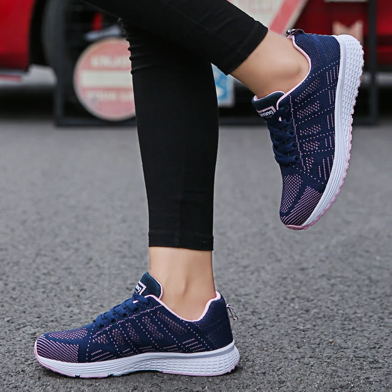Men Women Casual Shoes Fashion Breathable Walking Mesh Flat Shoes Woman White Sneakers Tenis Feminino Female Shoes