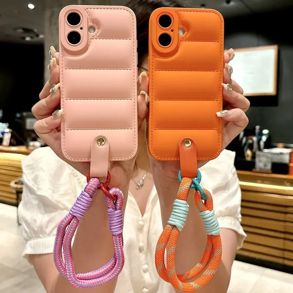 Down Jacket Style Phone Case For iPhone 16 Pro Max 15 14 Plus 13 12 11 XSMAX XR X SE 2020 2022 7 8 Wrist Strap Shcokproof Cover