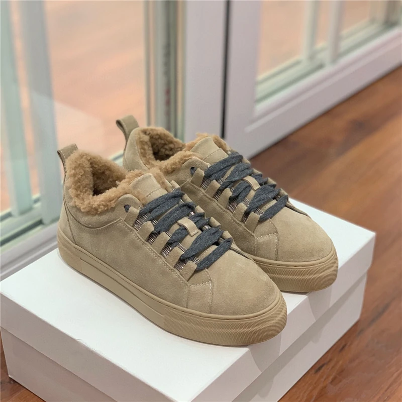 Autumn and winter new thick soled wool casual shoes Women's leather lace up warm fashionable board shoes Flat sports shoes flats