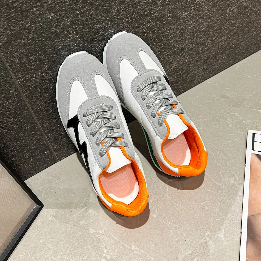 Женские дизайнерские кроссовки с круглой головкой легкие универсальные дышащие