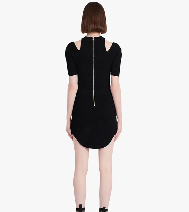 

2022 Fashion Classic Trendy Luxury Design New Cut-out Shoulder Leakage Irregular Knitted Slim Mini Dress